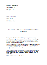 Obvestilo samostojnega podjetnika (s.p.) o uveljavljanju statusa ekonomsko odvisne osebe - Ekonomsko odvisna oseba je samozaposlena oseba, ki na podlagi pogodbe civilnega prava, osebno, za plačilo, samostojno in dlje časa opravlja delo v okoliščinah ekonomske odvisnosti ter sama ne zaposluje delavcev. Ekonomska odvisnost pomeni, da oseba najmanj 80 odstotkov svojih letnih dohodkov pridobi od istega naročnika.

V kolikor želi ekonomsko odvisna oseba uživati delovno pravno varstvo, kot ga ponuja Zakon o delovnih razmerjih - 1, kot je prepoved diskriminacije, zagotavljanje minimalnih odpovednih rokov, prepoved odpovedi pogodbe iz neutemeljenih razlogov, zagotavljanje plačila za pogodbeno dogovorjeno delo kot je primerljivo za vrsto, obseg in kakovost dela, obveznost plačila davkov in prispevkov in uveljavljanje odškodninske odgovornosti, mora po zaključku vsakega koledarskega ali poslovnega leta obvestiti naročnika, od katerega je ekonomsko odvisna, o pogojih, pod katerimi deluje. To lahko stori s tem obrazcem.